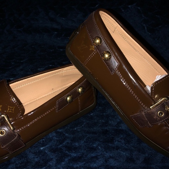 🔥🔥LOUIS VUITTON🔥🔥PATENT LEATHER LOAFERS🔥🔥 - Picture 12 of 14